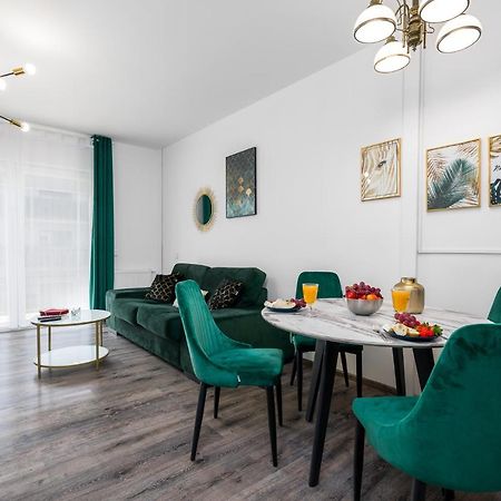 Sleepway Apartments- Garbary 100-46 Poznań Extérieur photo
