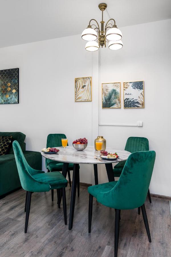 Sleepway Apartments- Garbary 100-46 Poznań Extérieur photo